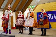 Sobota 8. 7. - folklorní soubory