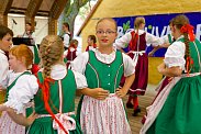 Sobota 8. 7. - folklorní soubory