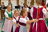 Sobota 8. 7. - folklorní soubory
